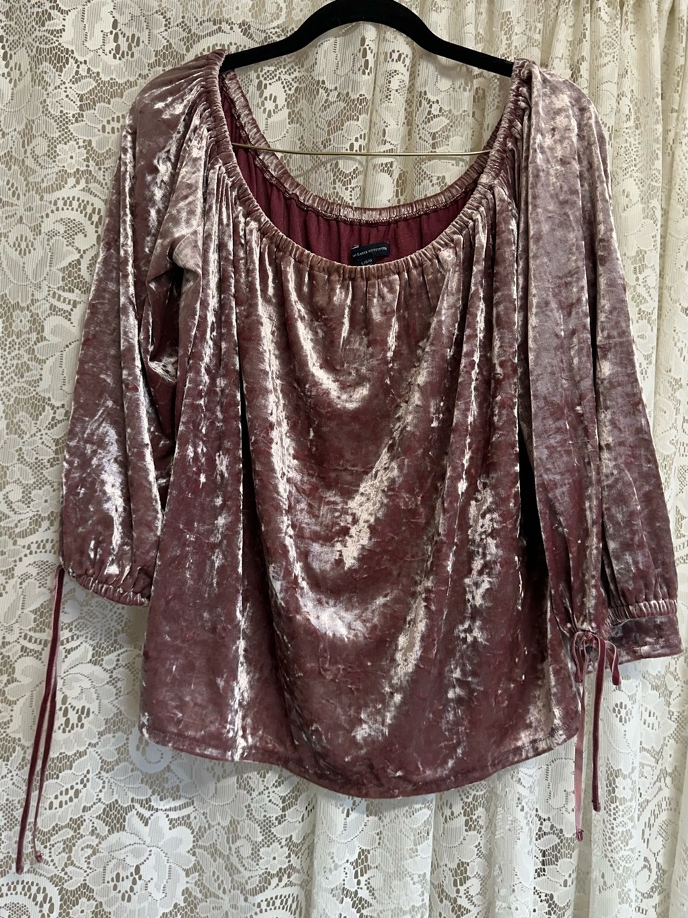 American Eagle Crushed Velvet Off The Shoulders Top